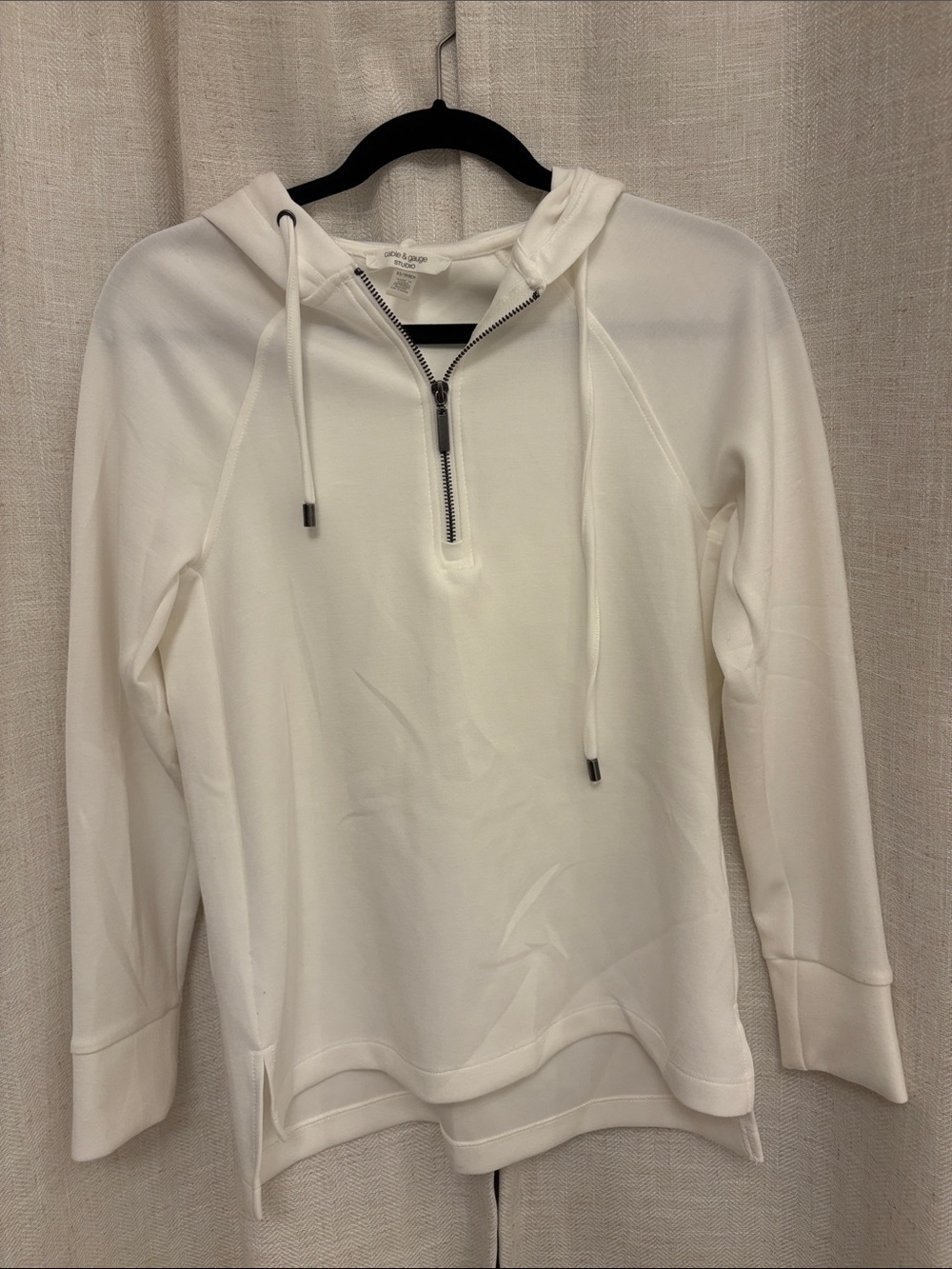 Cable & Gauge White Half-Zip Hoodie Sweater